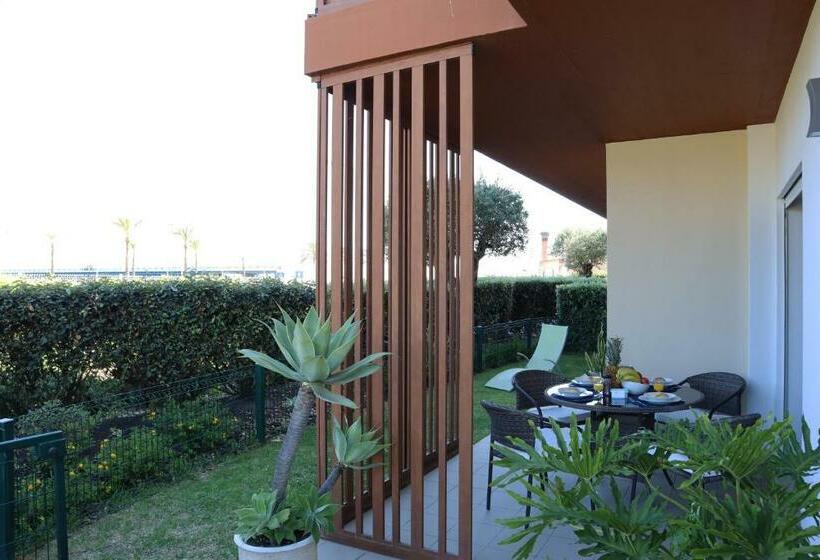 Rio Terrace By Algest