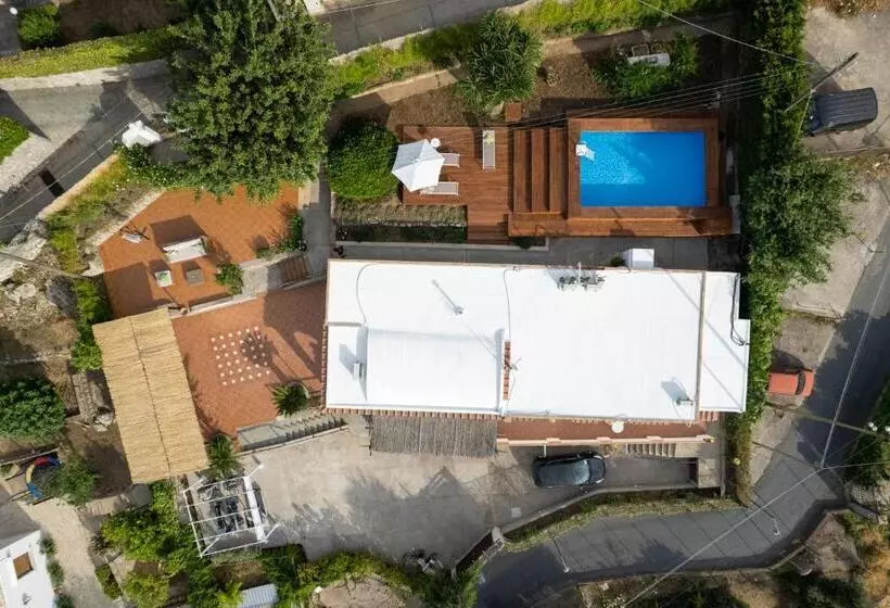 Villa Aurora Pool & Fitness
