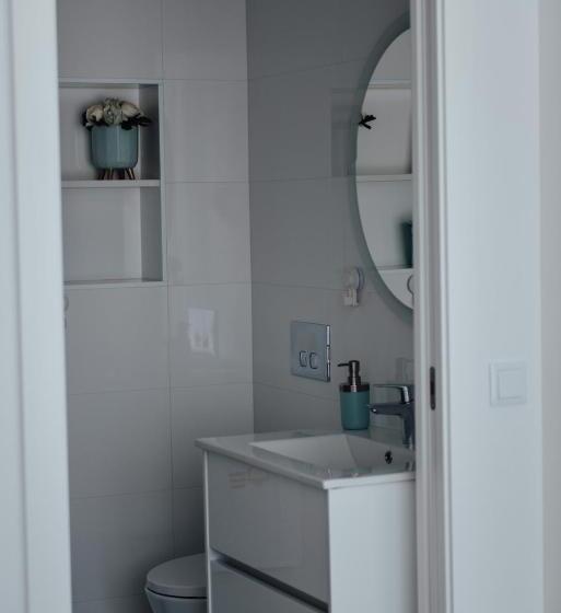 Yellow Sweet Home Maria E Beatriz