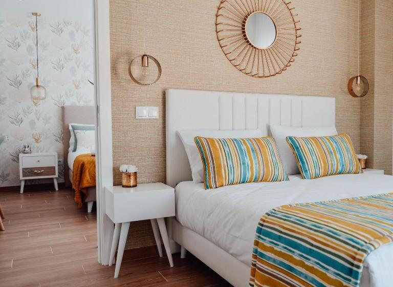 Yellow Sweet Home Maria E Beatriz