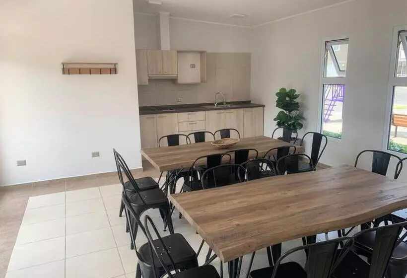 Depto Full Equipado Con Estacionamiento Y Piscina