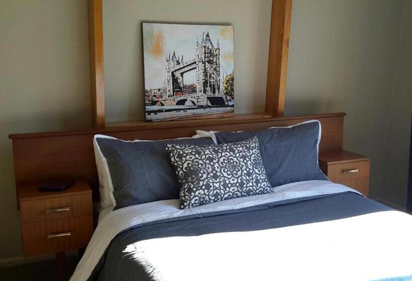 Mountain Chalet National Park Township