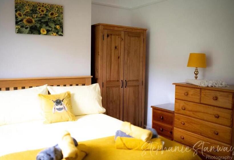 Penzance, Private Annexe With Beautiful Views