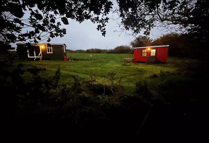 Stepping Stones Glamping ‘the Olive’