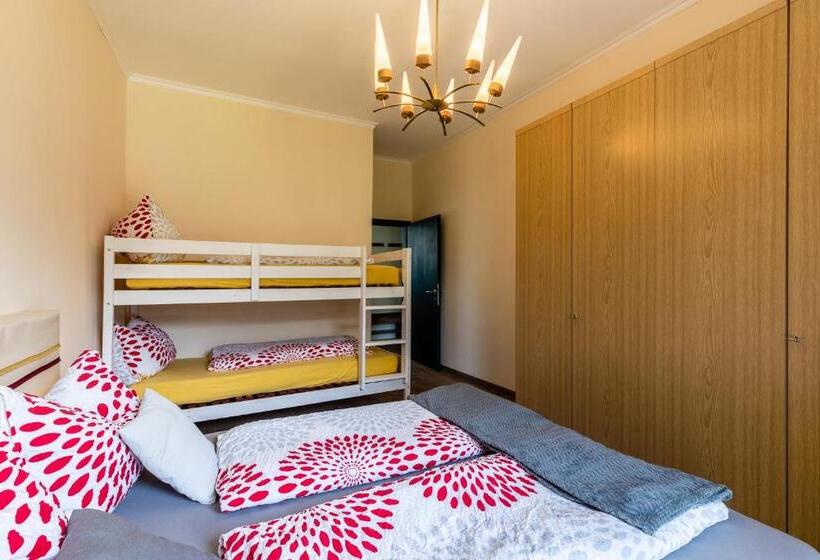 Bed and Breakfast K2 Brunnen Haus