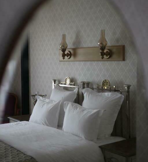 هتل Mukhrantubani Boutique