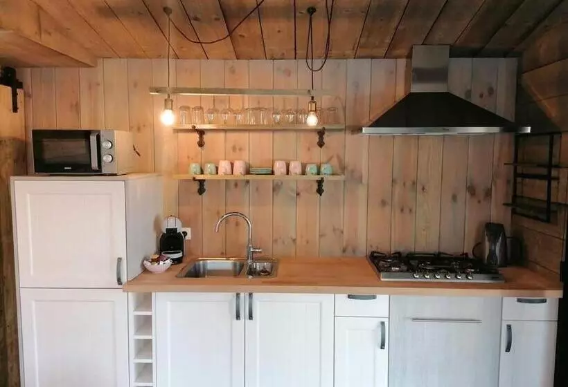 Le Canard: Rustig Genieten Aan Het Water