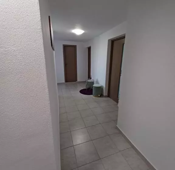 ペンション Casa Alex