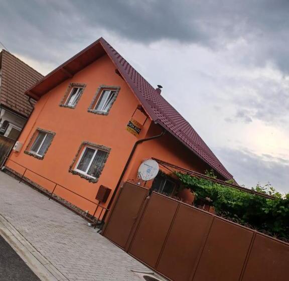 پانسیون Casa Alex