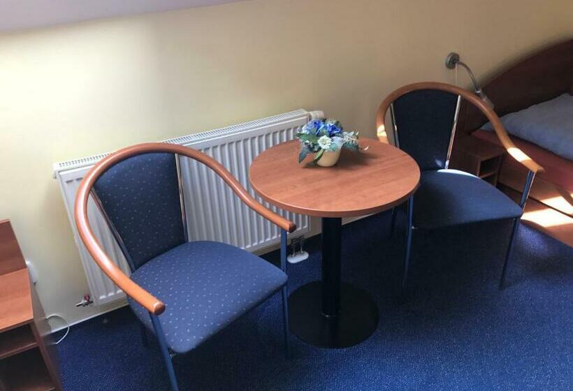 ペンション Ubytovňa Gemini