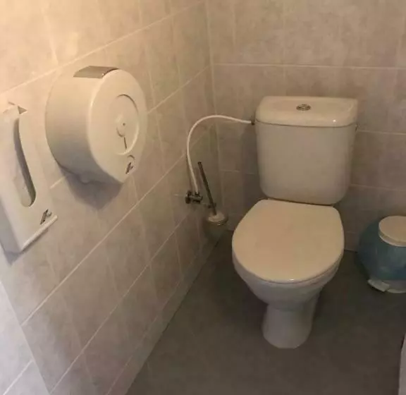 Majatalo Ubytovňa Gemini