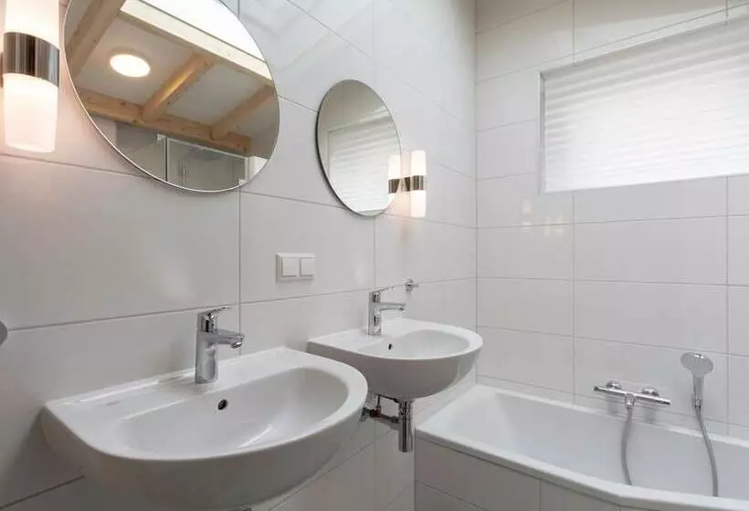 Attractive Home With Terrace