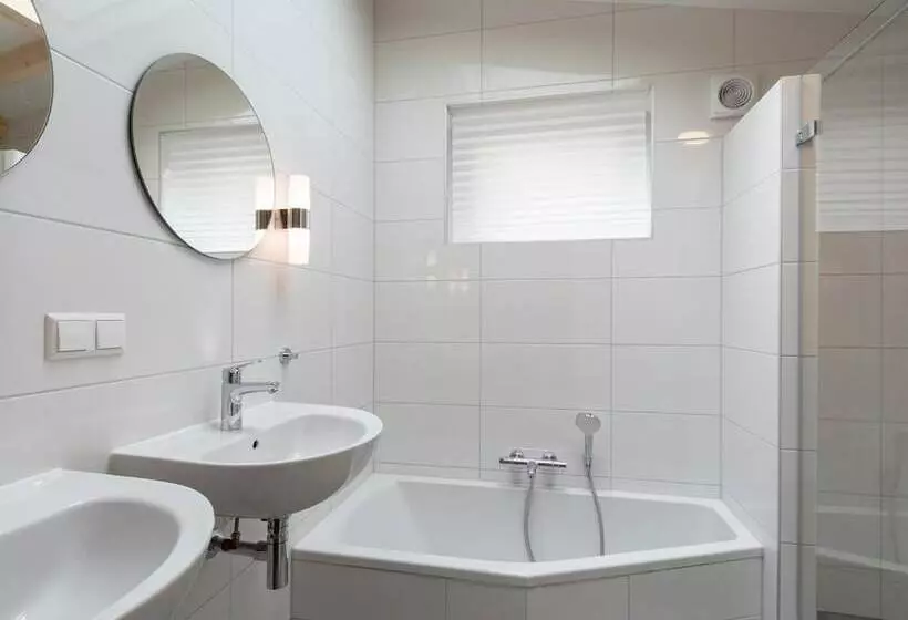 Attractive Home With Terrace