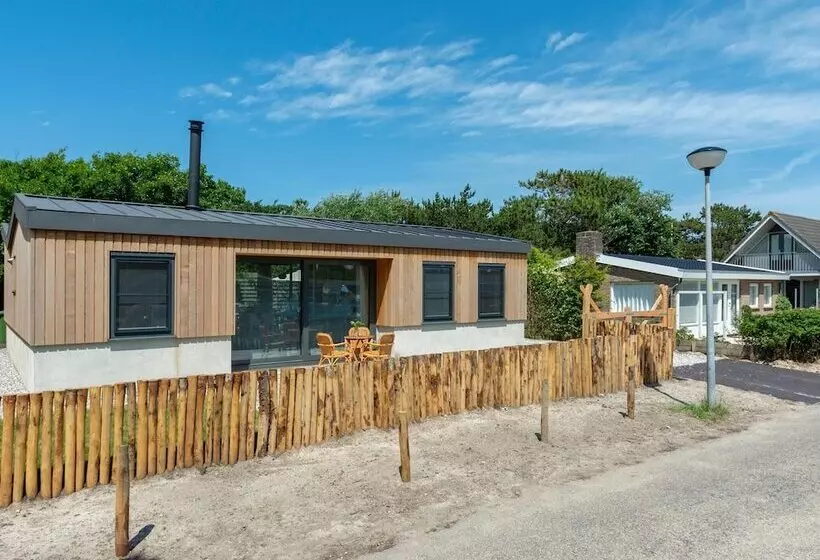 Attractive Home With Terrace