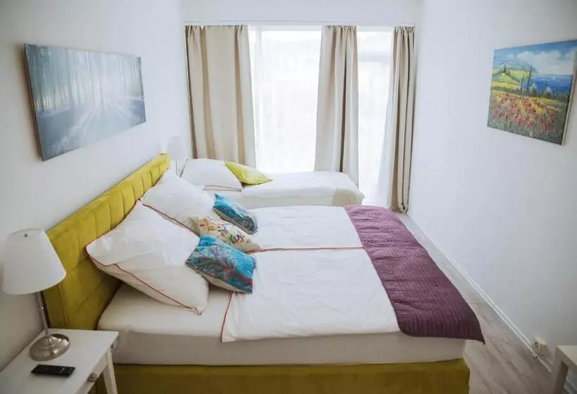 تختخواب و صبحانه Weserstern