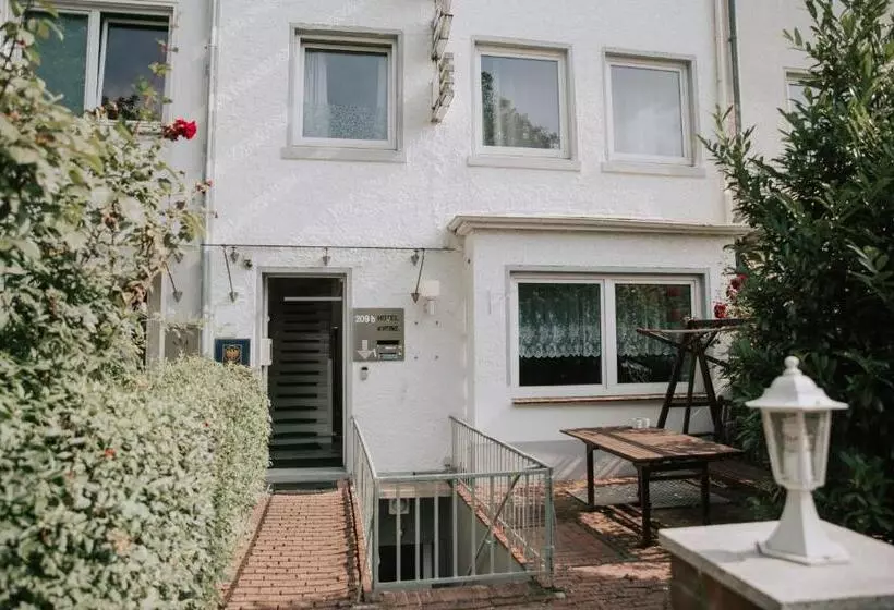 تختخواب و صبحانه Weserstern