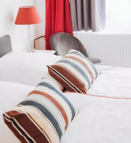 تختخواب و صبحانه Weserstern