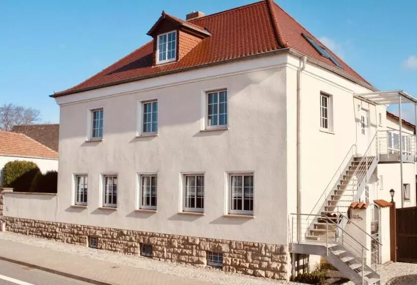 Casa Rehse I Stilvolles Apartment I 24h Self Check In I Kostenlos Parken & Wlan I 55 Zoll Smart&kabe