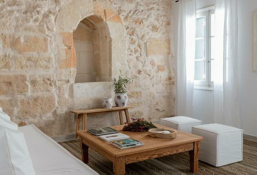 Hotel S Enclova Petit