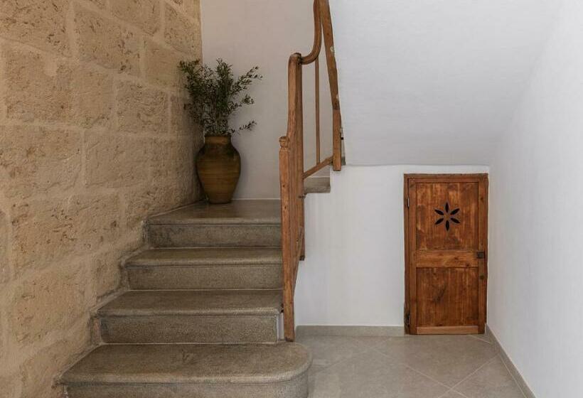 Hotel S Enclova Petit