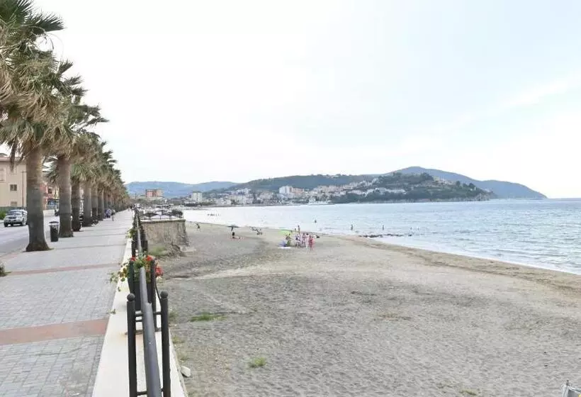 La Veranda Beach