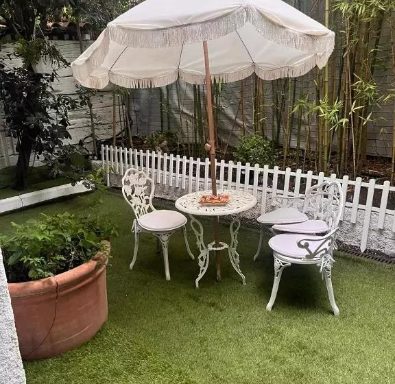 پانسیون Les Canoubiers Luxe Et Sérénité Au Cœur De Saint Tropez Suites Spacieuses Avec Jardin Enchanteur