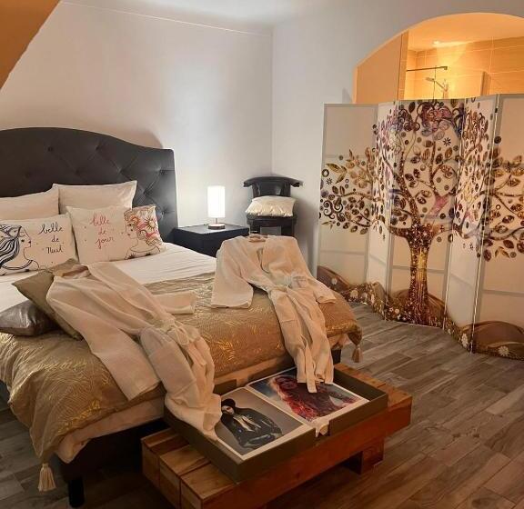 پانسیون Les Canoubiers Luxe Et Sérénité Au Cœur De Saint Tropez Suites Spacieuses Avec Jardin Enchanteur