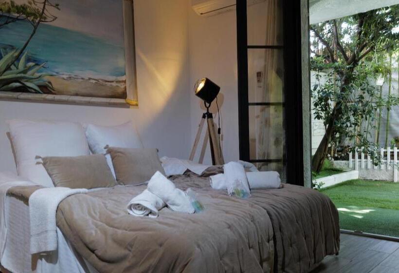 پانسیون Les Canoubiers Luxe Et Sérénité Au Cœur De Saint Tropez Suites Spacieuses Avec Jardin Enchanteur