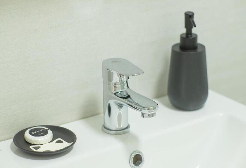 Room 4 Art Appartments Nr.1 In Vienna Center