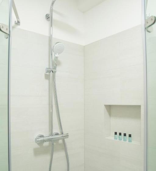 Room 4 Art Appartments Nr.1 In Vienna Center