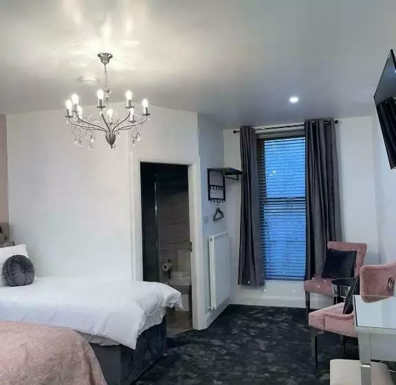 ベッドアンドブレックファースト Atlantic Lodge, Main Street Ardara