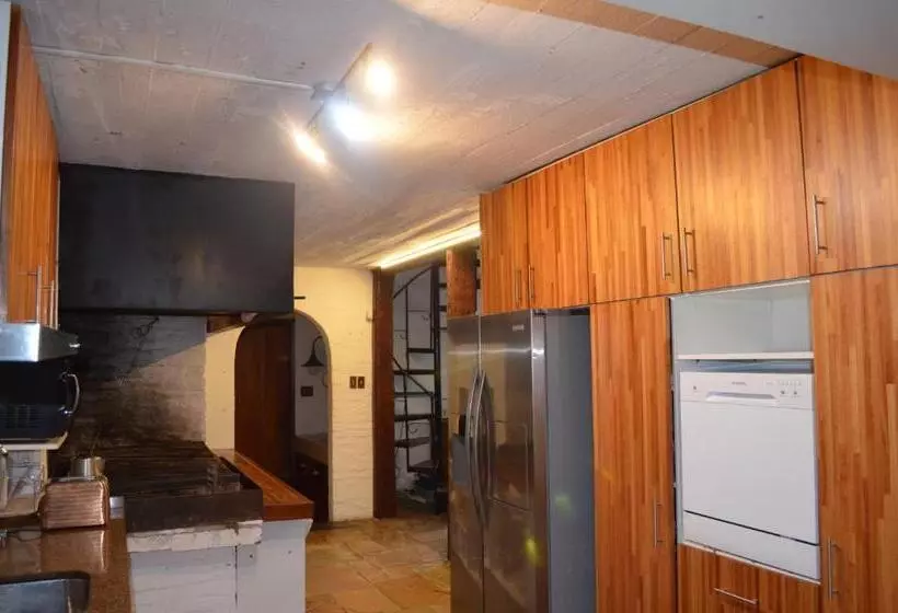 Divina Casa En Carrasco Con Piscina