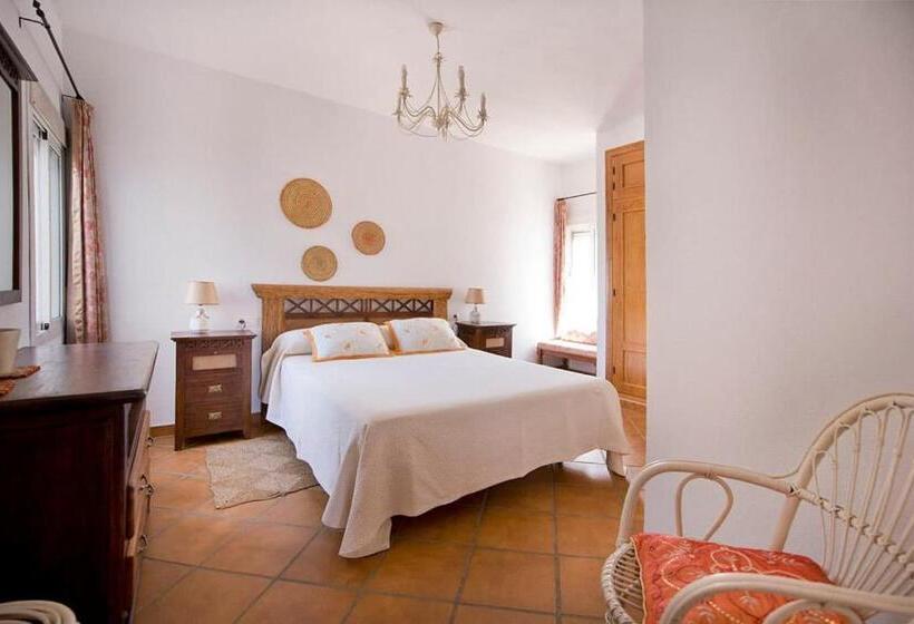 Espectacular Villa Con Piscina En Conil Cl 5c