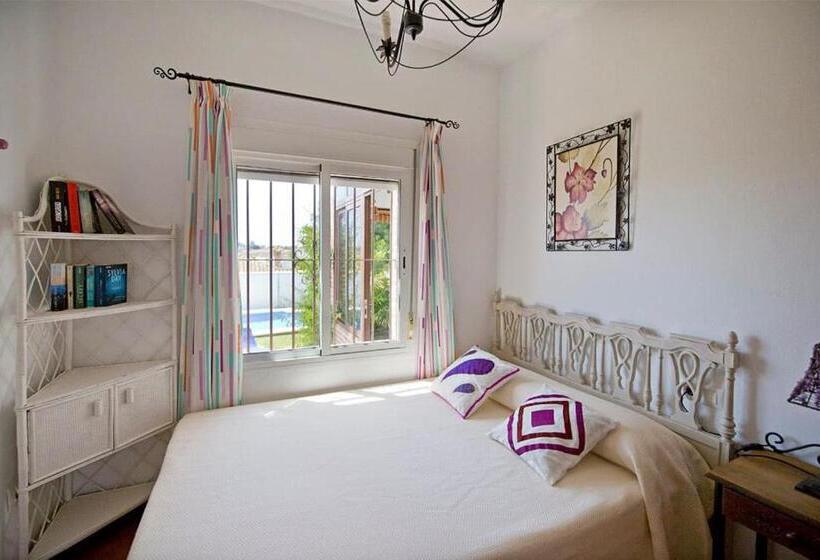 Espectacular Villa Con Piscina En Conil Cl 5c