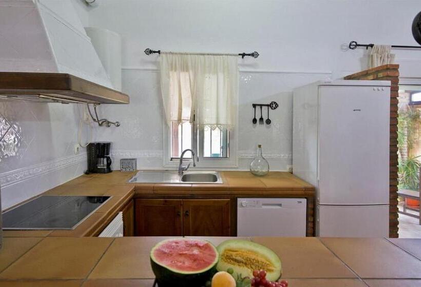 Espectacular Villa Con Piscina En Conil Cl 5c