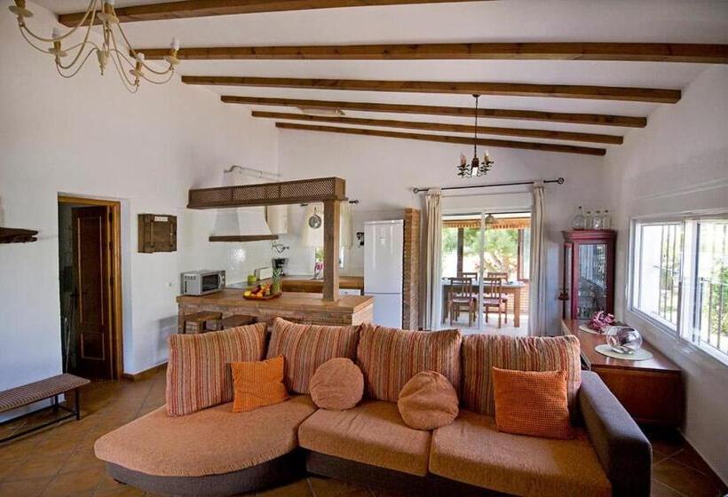 Espectacular Villa Con Piscina En Conil Cl 5c