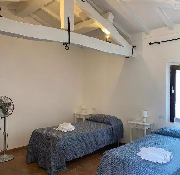 ホテル Agriturismo Diffuso Monte Oliveto Maggiore