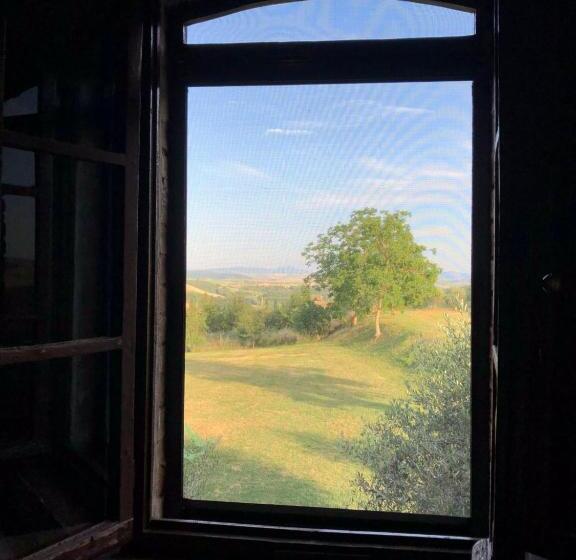 בית מלון כפרי Agriturismo Diffuso Monte Oliveto Maggiore