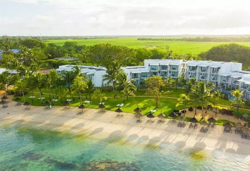 هتل Victoria Beachcomber Resort & Spa   Victoria For 2   Adults Only