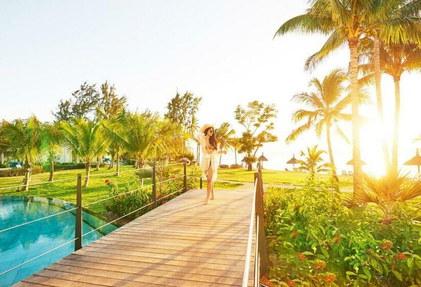 هتل Victoria Beachcomber Resort & Spa   Victoria For 2   Adults Only