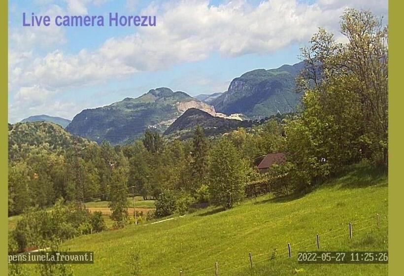 ペンション La Trovantzi