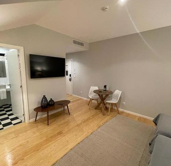 Pier House Accommodation