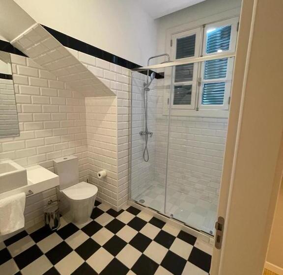 Pier House Accommodation