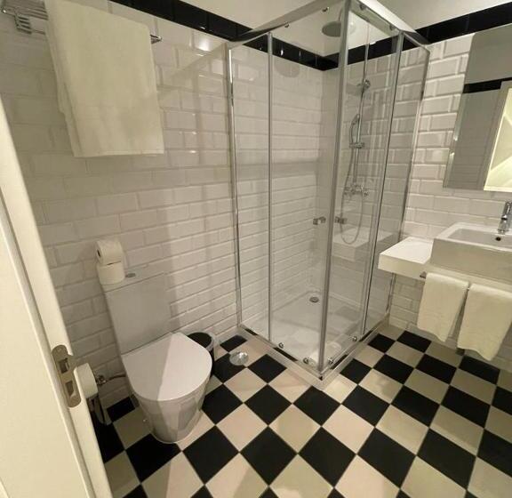 Pier House Accommodation