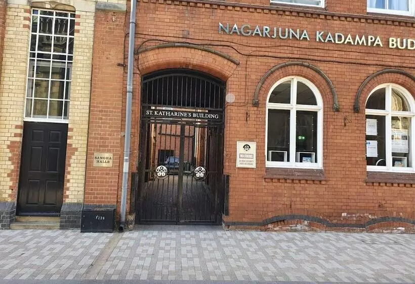 Retkeilymaja Sangha Halls