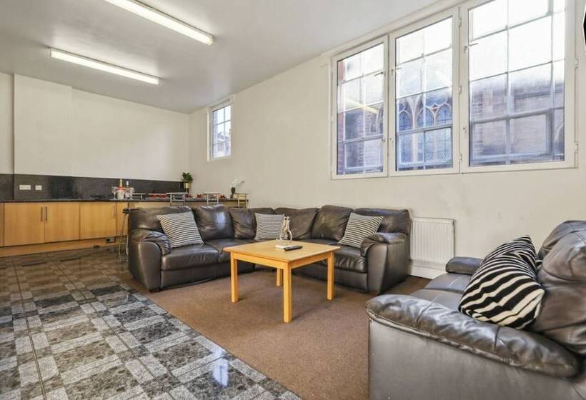 فندق صغير Sangha Halls