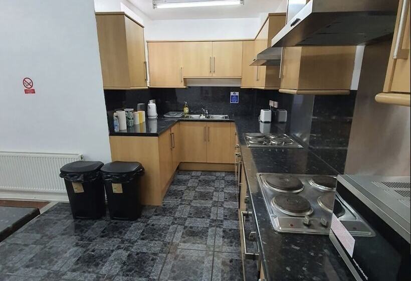 فندق صغير Sangha Halls