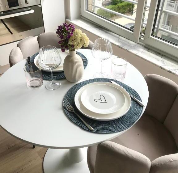 Happy Stay By Anaïs   20m To Beach