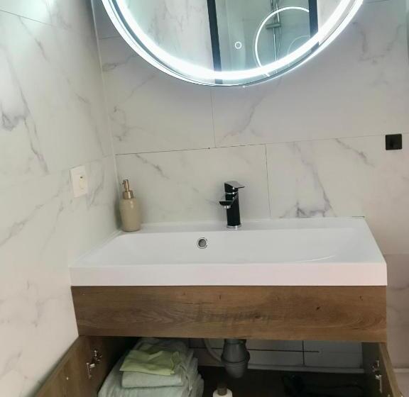 Happy Stay By Anaïs   20m To Beach