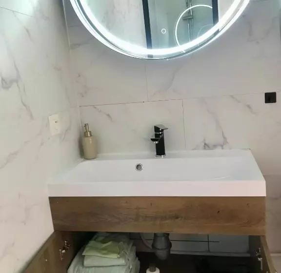 Happy Stay By Anaïs   20m To Beach